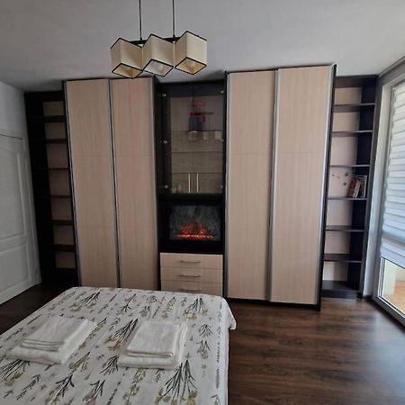 Cozy Central Apartment In Outskirts Of Old София Екстериор снимка